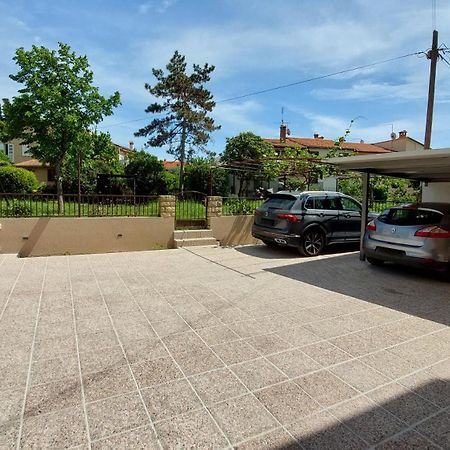 Apartment Nina Rovinj Exterior foto